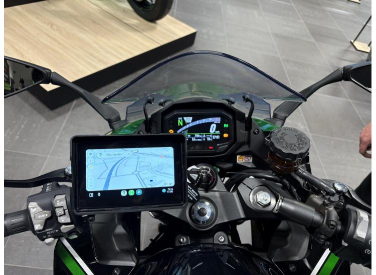 KAWASAKI NINJA 1000 SX CARPLAY
