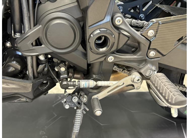 KAWASAKI Z 900 FULL BLACK